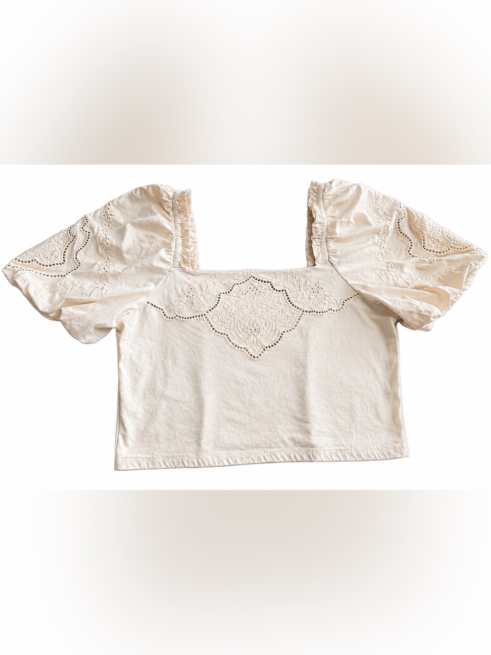 EXPRESS Cream Off-Shoulder Eyelet Peasant Boho 100% Cotton Top NWTs - Picture 2 of 11